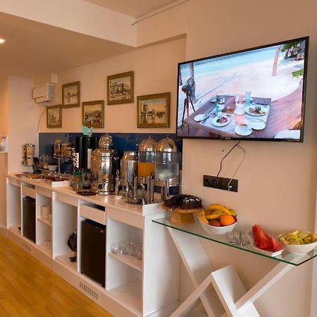 Batumi Luxury Resort & Sea View Aparthotel Екстер'єр фото