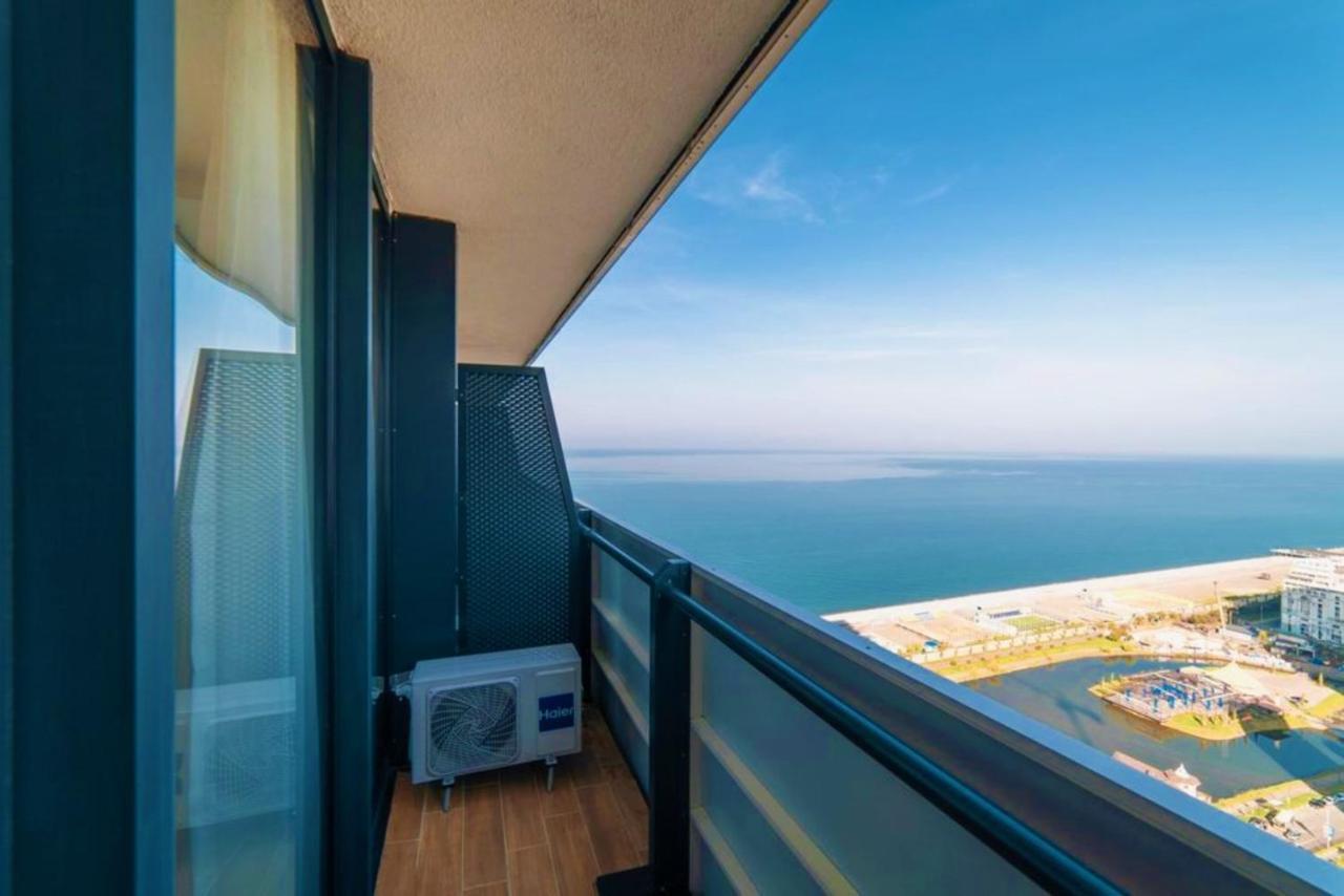 Batumi Luxury Resort & Sea View Aparthotel Екстер'єр фото