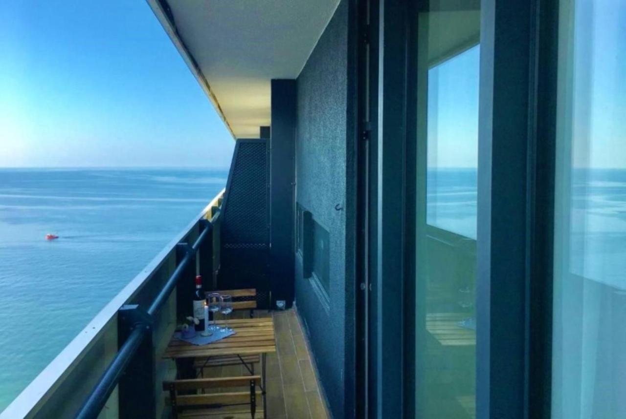 Batumi Luxury Resort & Sea View Aparthotel Екстер'єр фото